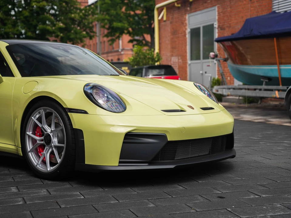 2026 Porsche 992 GT3 - Image 22 of 31