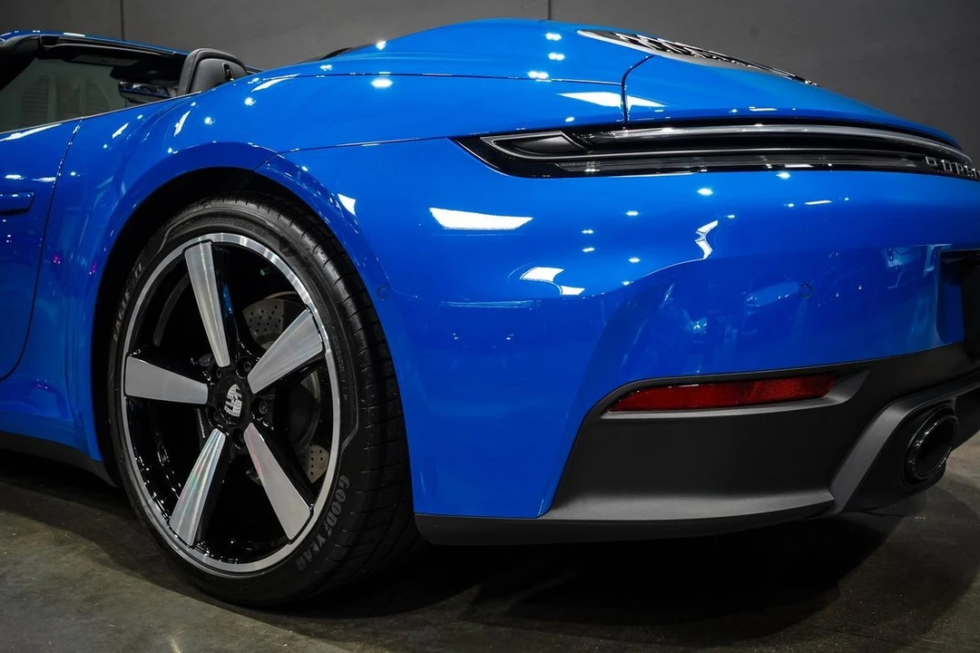 2026 Porsche - Image 13 of 31