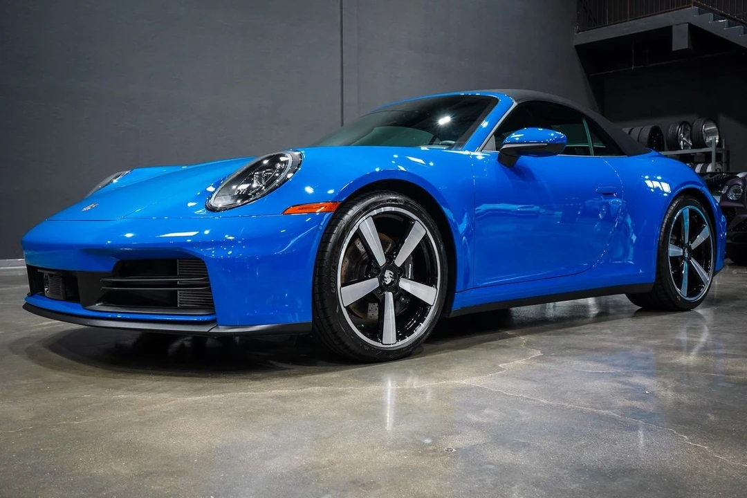 2026 Porsche - Image 25 of 31