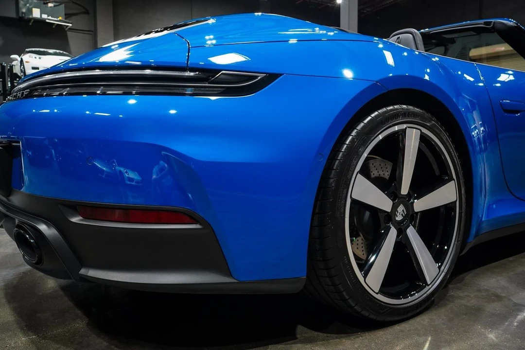 2026 Porsche - Image 17 of 31