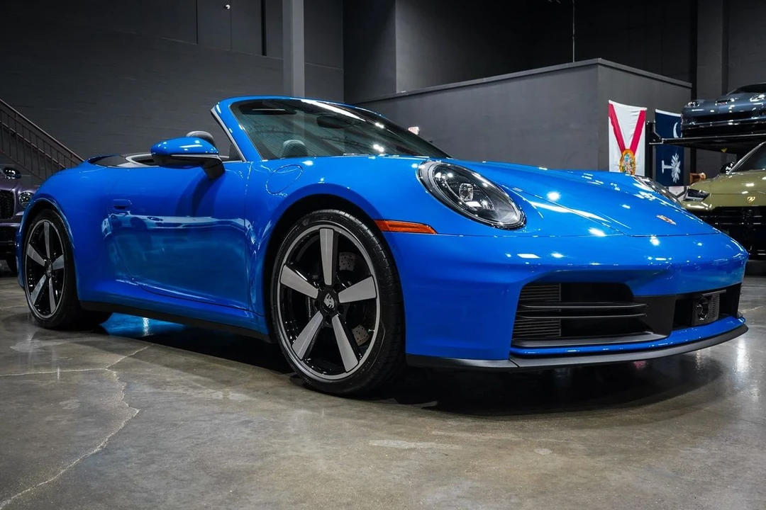 2026 Porsche - Image 7 of 31