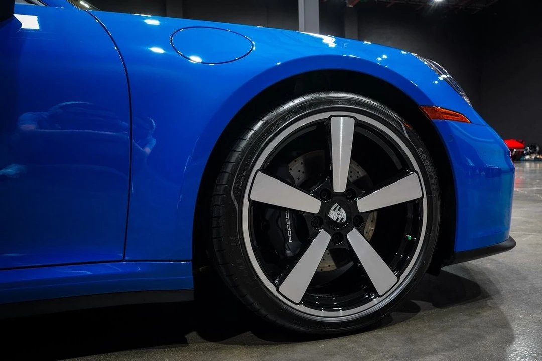 2026 Porsche - Image 15 of 31