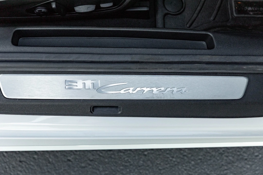 2026 Porsche 992 Carrera - Image 20 of 21