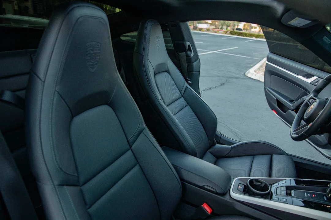 2026 Porsche 992 Carrera - Image 19 of 21