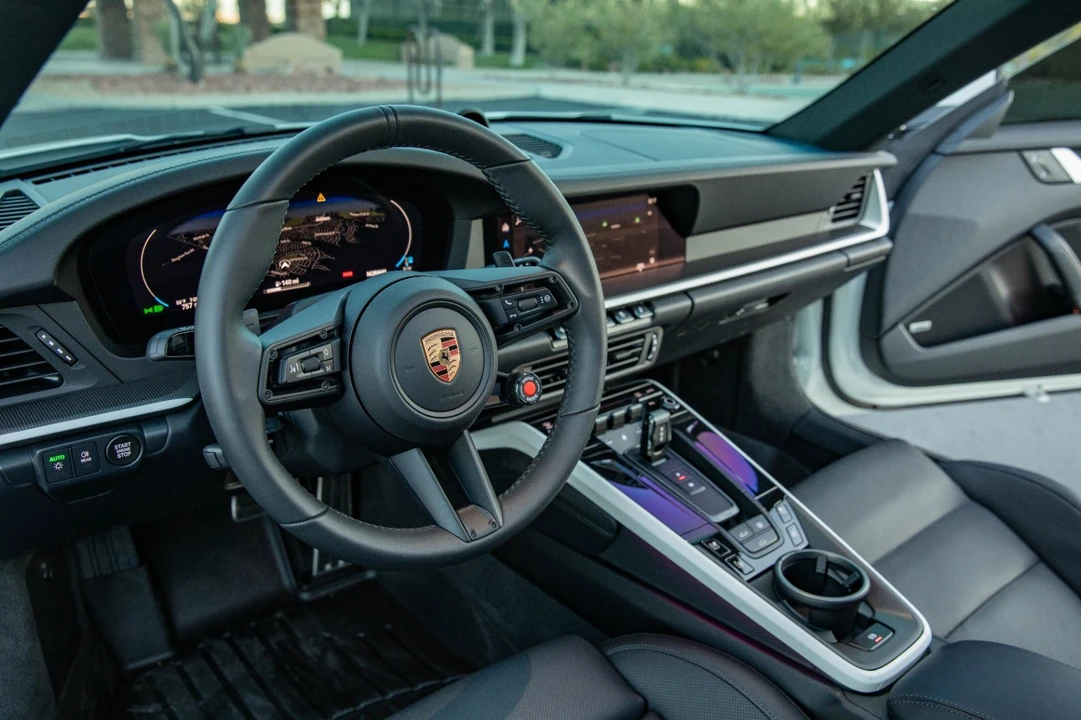 2026 Porsche 992 Carrera - Image 15 of 21