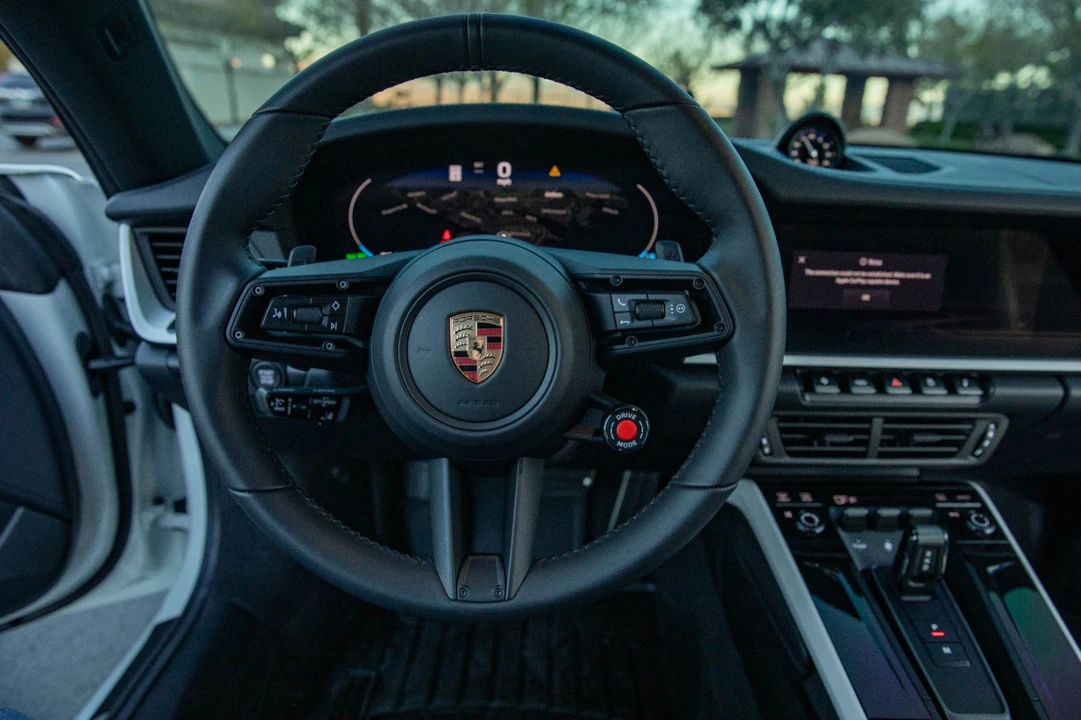 2026 Porsche 992 Carrera - Image 14 of 21