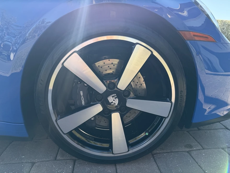 2026 Porsche 992 Carrera - Image 9 of 21