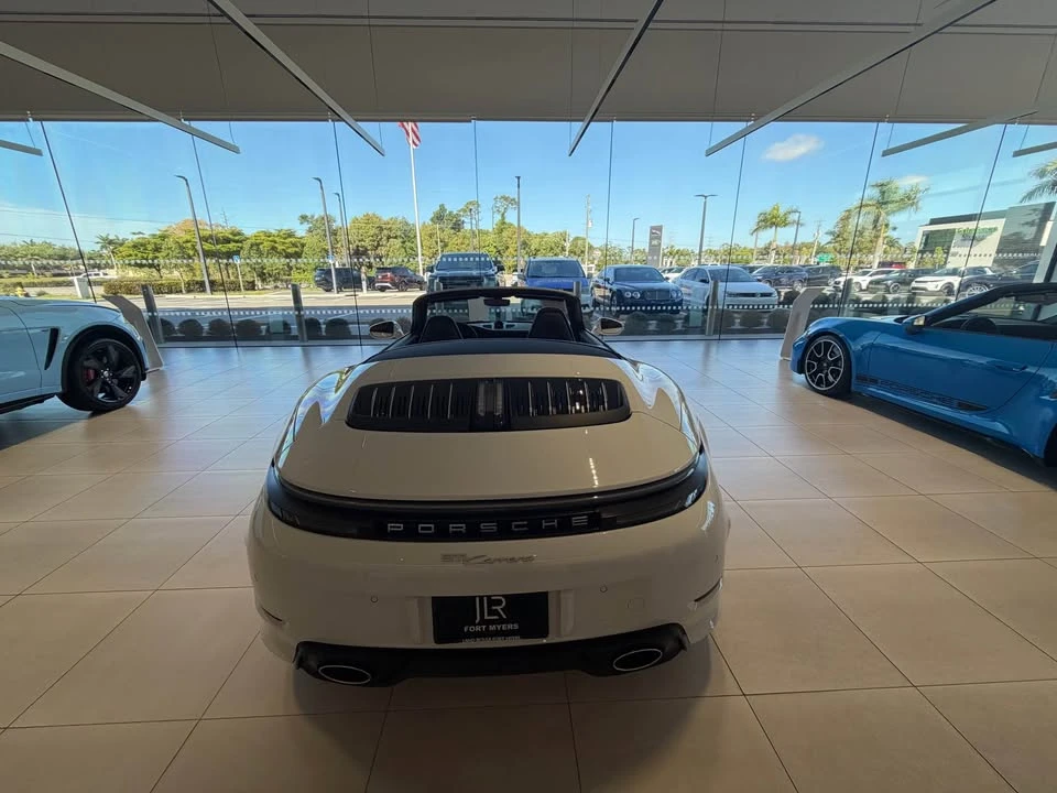2026 Porsche 992 Carrera - Image 2 of 5