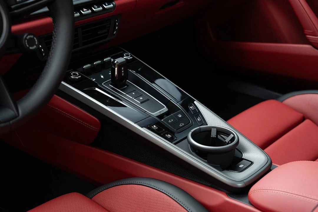 2026 Porsche 992 Carrera - Image 29 of 31