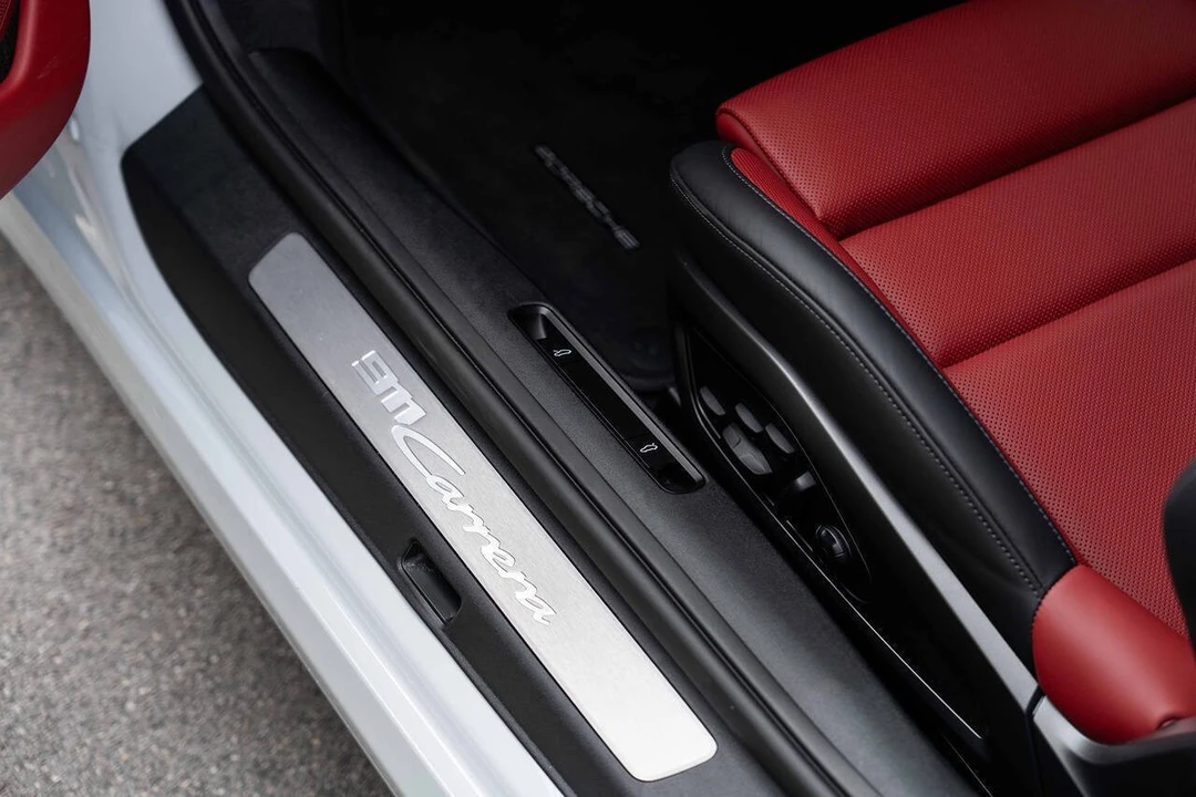 2026 Porsche 992 Carrera - Image 24 of 31