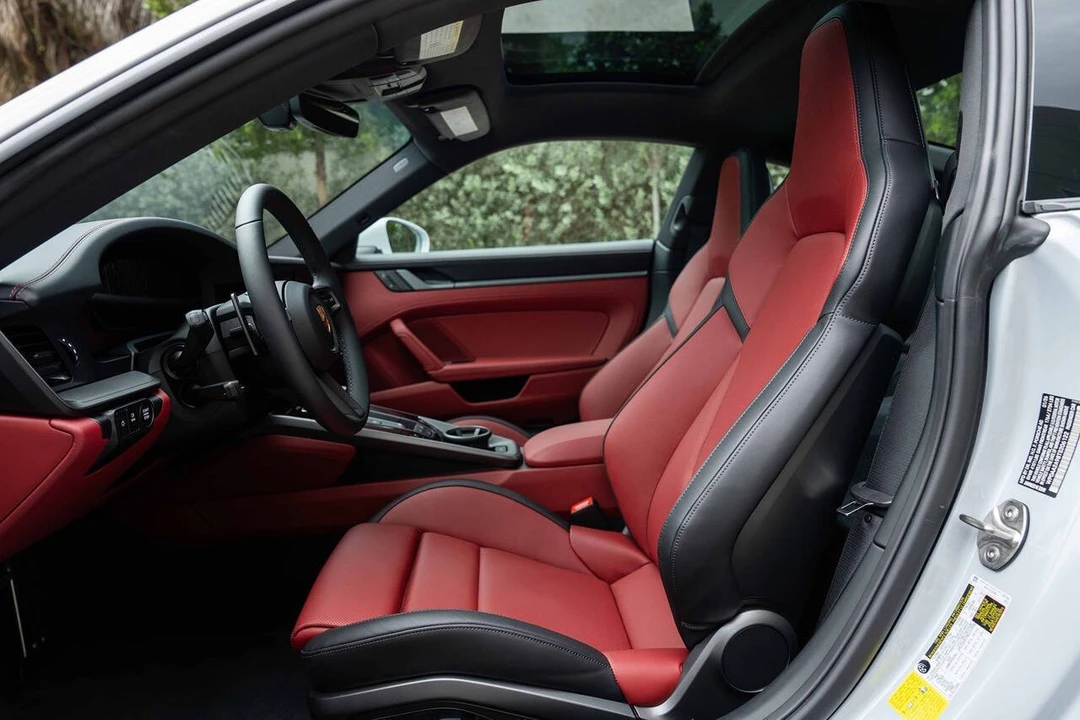 2026 Porsche 992 Carrera - Image 3 of 31
