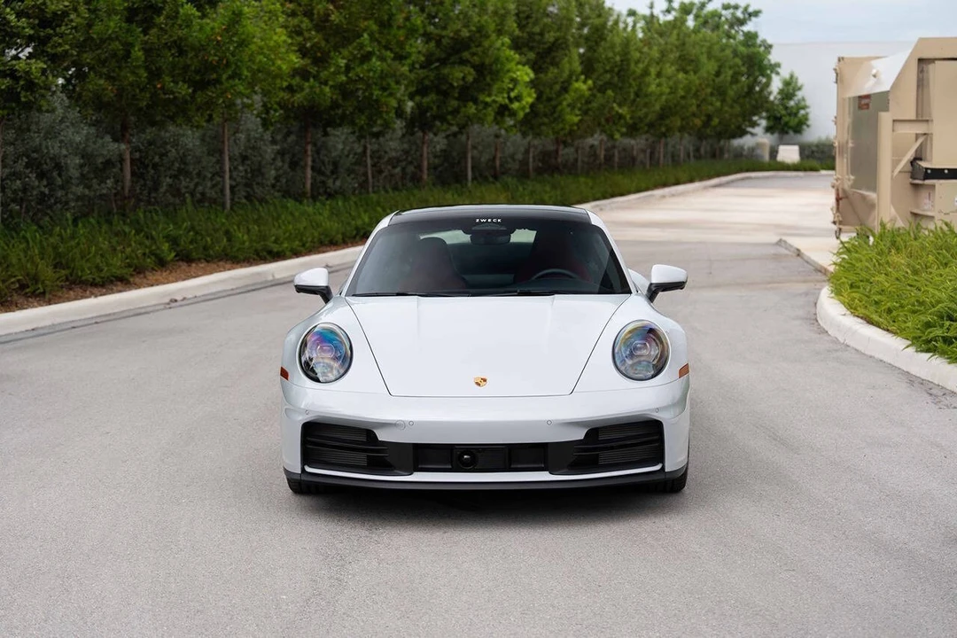 2026 Porsche 992 Carrera - Image 6 of 31