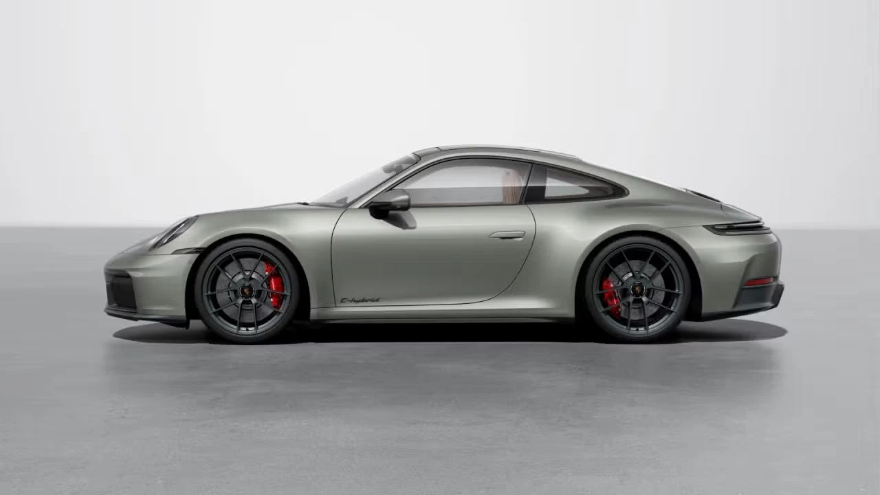 2026 Porsche 992 Carrera GTS - Image 12 of 31