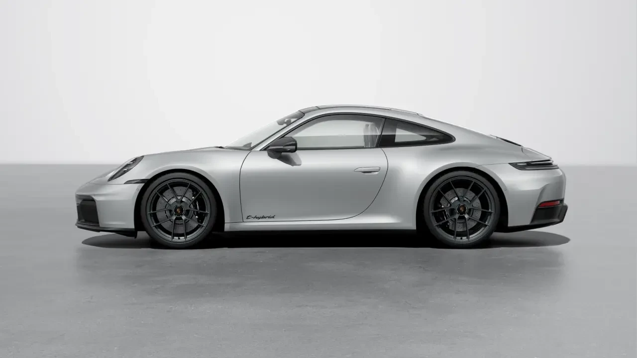 2026 Porsche 992 Carrera GTS - Image 16 of 31