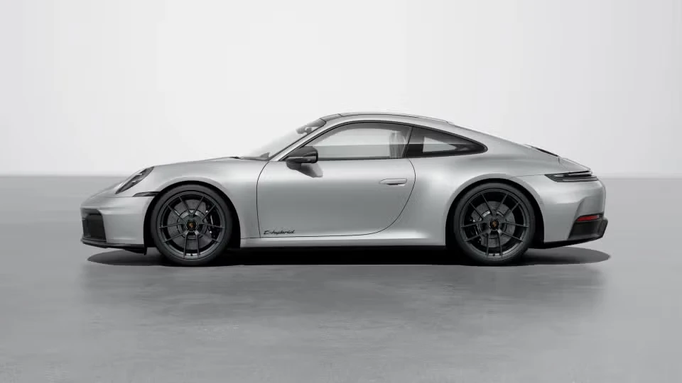 2026 Porsche 992 Carrera GTS - Image 11 of 31