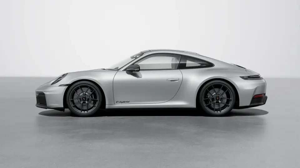 2026 Porsche 992 Carrera GTS - Image 15 of 31