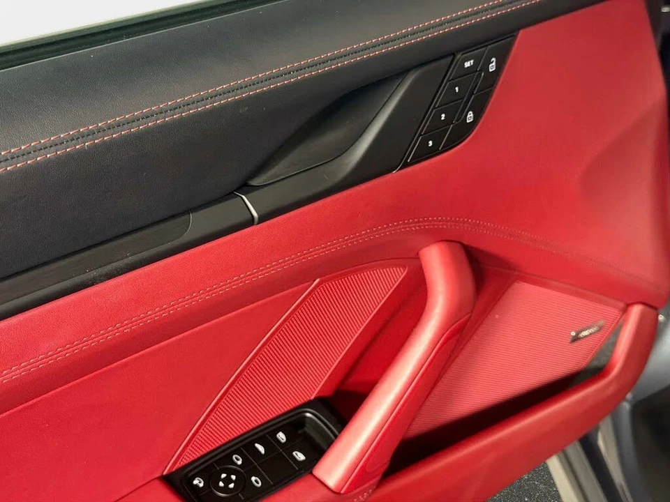 2026 Porsche 911 - Image 28 of 31