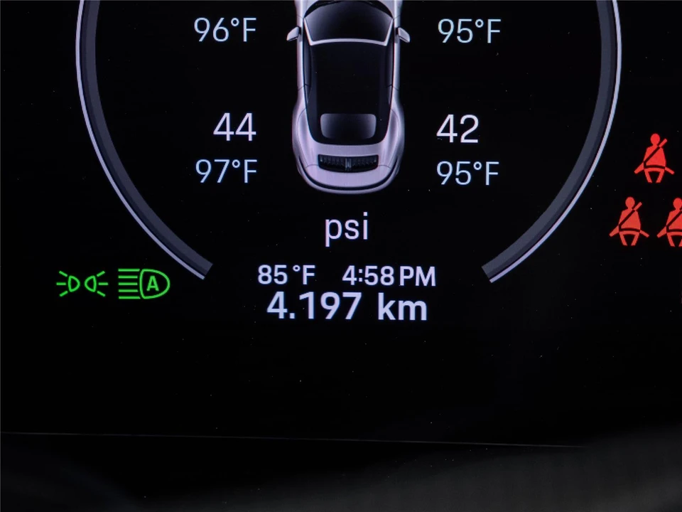 2026 Porsche 911 - Image 12 of 31