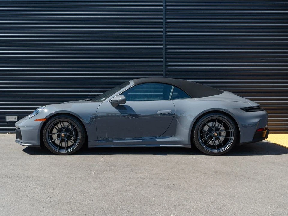 2026 Porsche 911 - Image 2 of 31