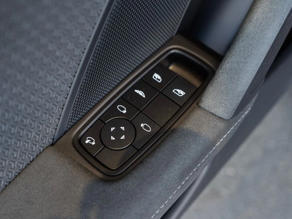 2026 Porsche 911 - Image 31 of 31