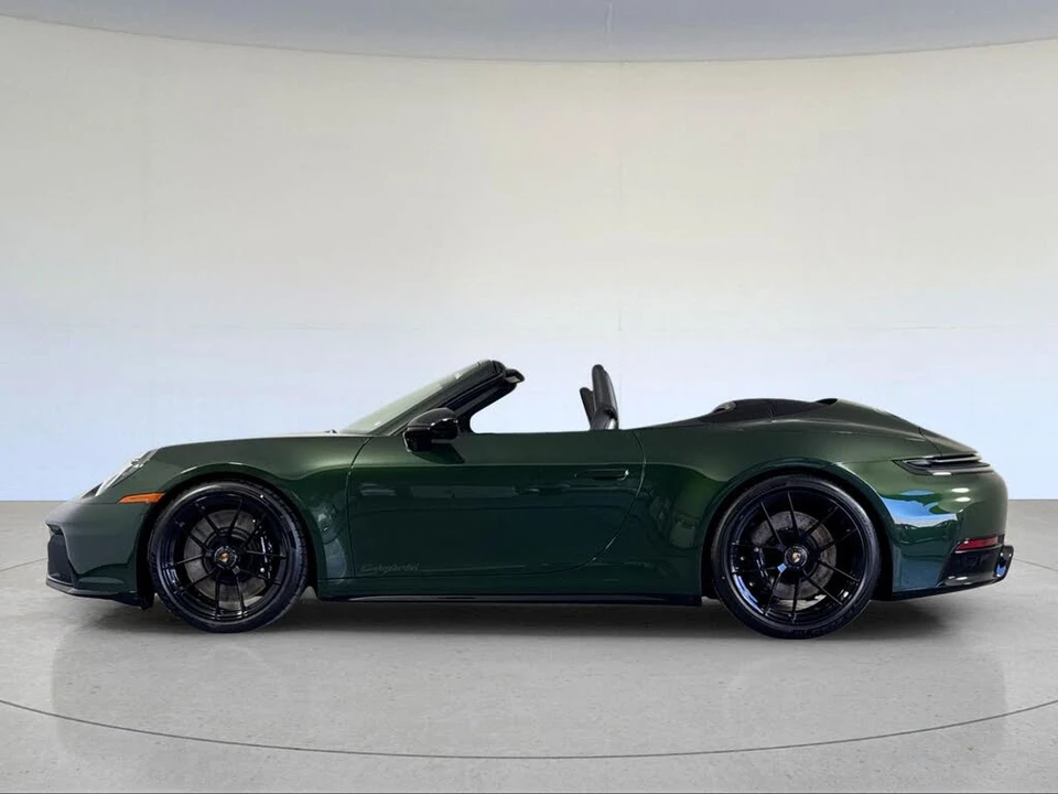 2026 Porsche 911 - Image 2 of 31