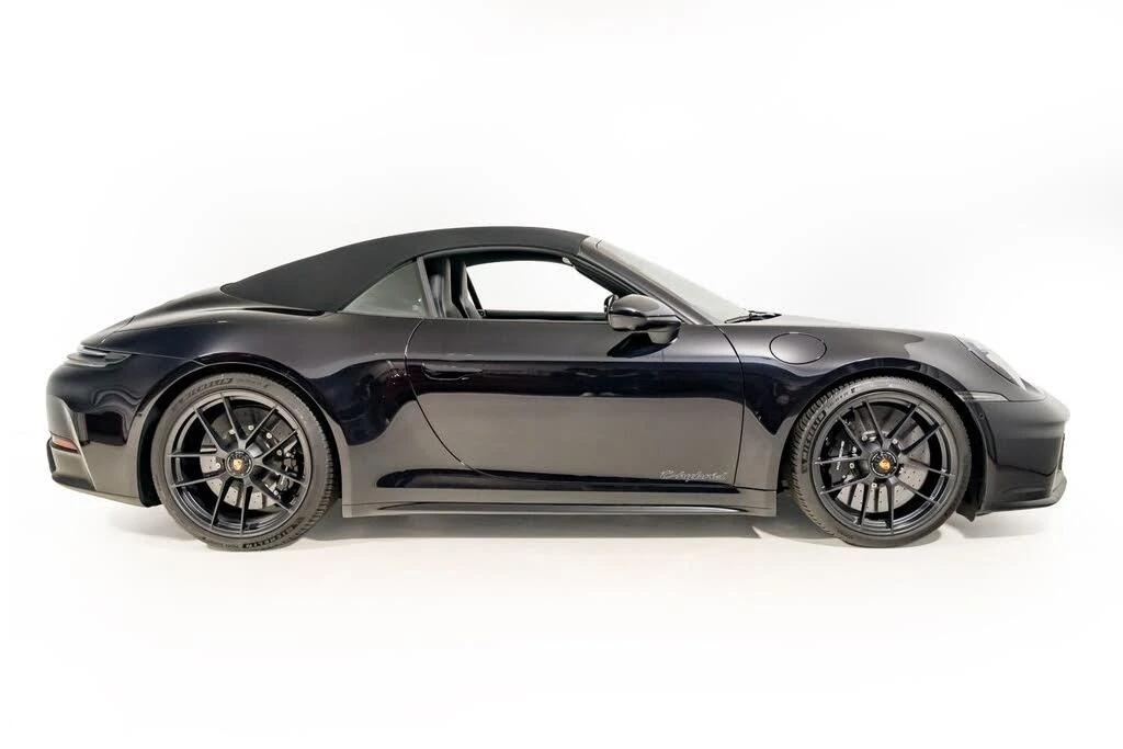 2026 Porsche 911 - Image 10 of 31