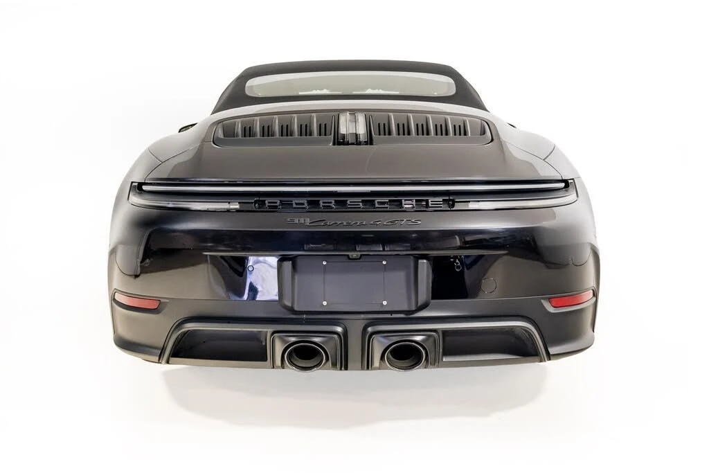 2026 Porsche 911 - Image 8 of 31