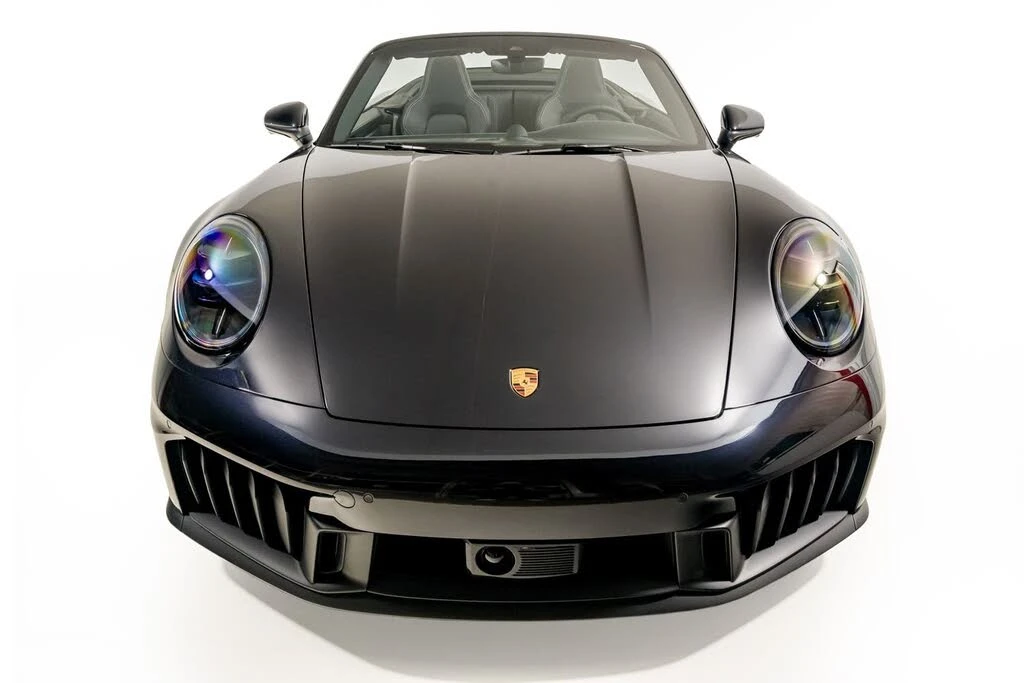 2026 Porsche 911 - Image 12 of 31