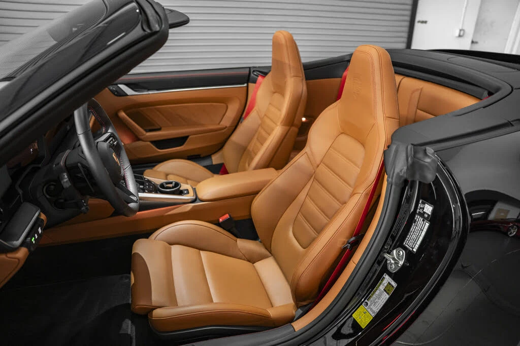 2026 Porsche 992 Carrera GTS - Image 25 of 31