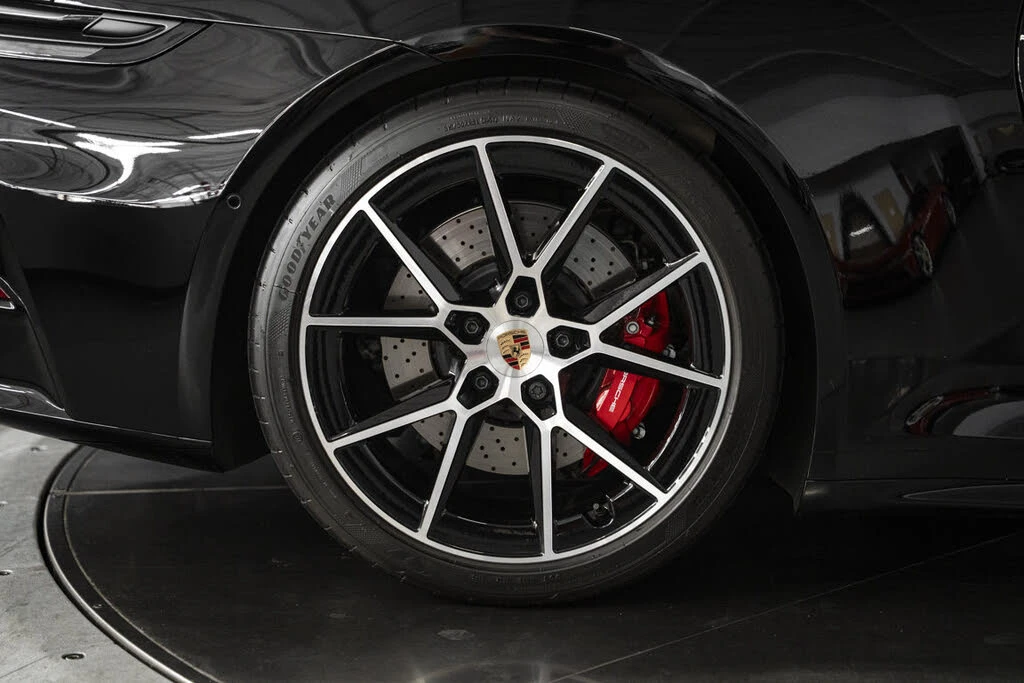 2026 Porsche 992 Carrera GTS - Image 13 of 31