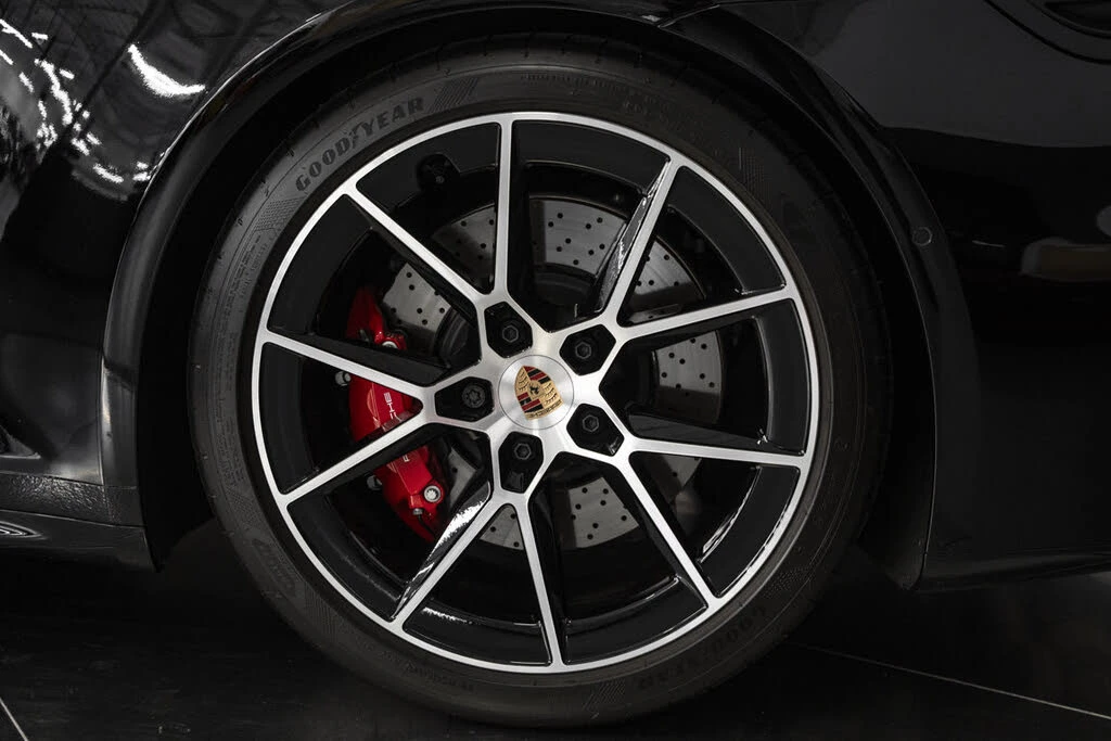 2026 Porsche 992 Carrera GTS - Image 17 of 31