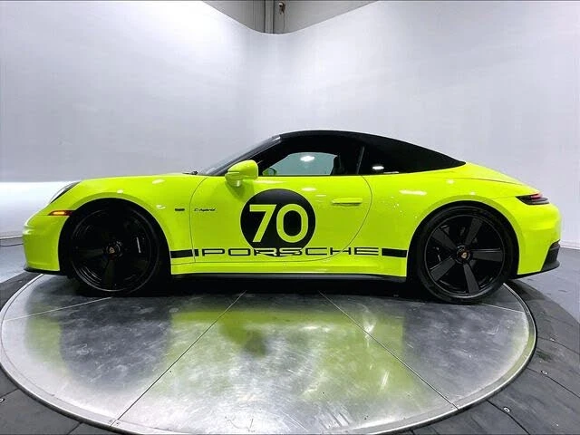 2026 Porsche 911 - Image 2 of 31