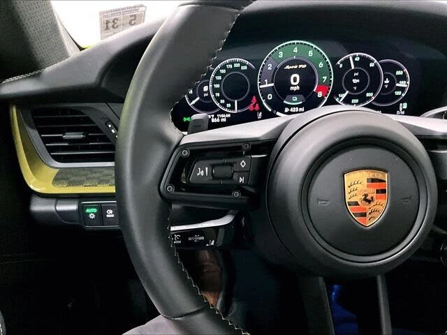 2026 Porsche 911 - Image 22 of 31