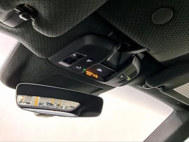 2026 Porsche 911 - Image 26 of 31