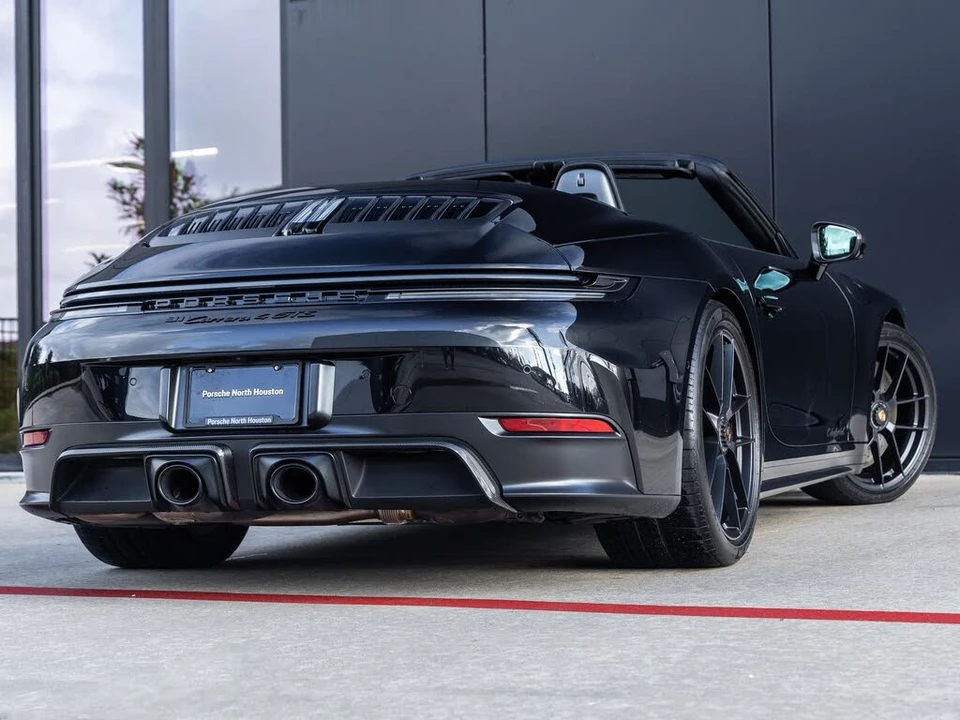 2026 Porsche 992 Carrera GTS - Image 12 of 31