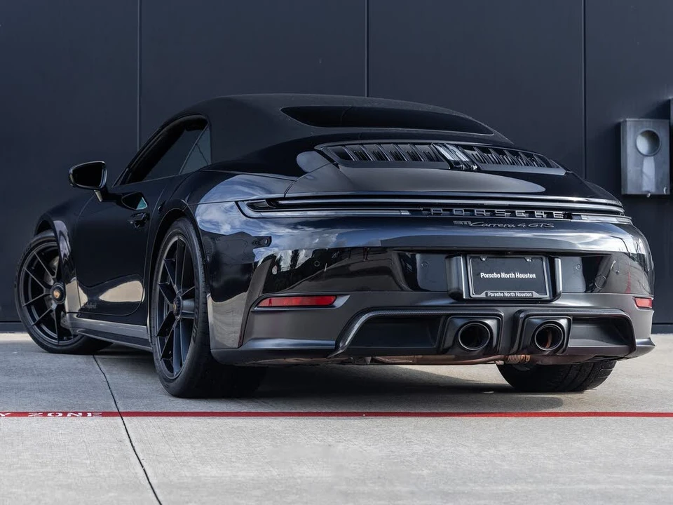 2026 Porsche 992 Carrera GTS - Image 10 of 31