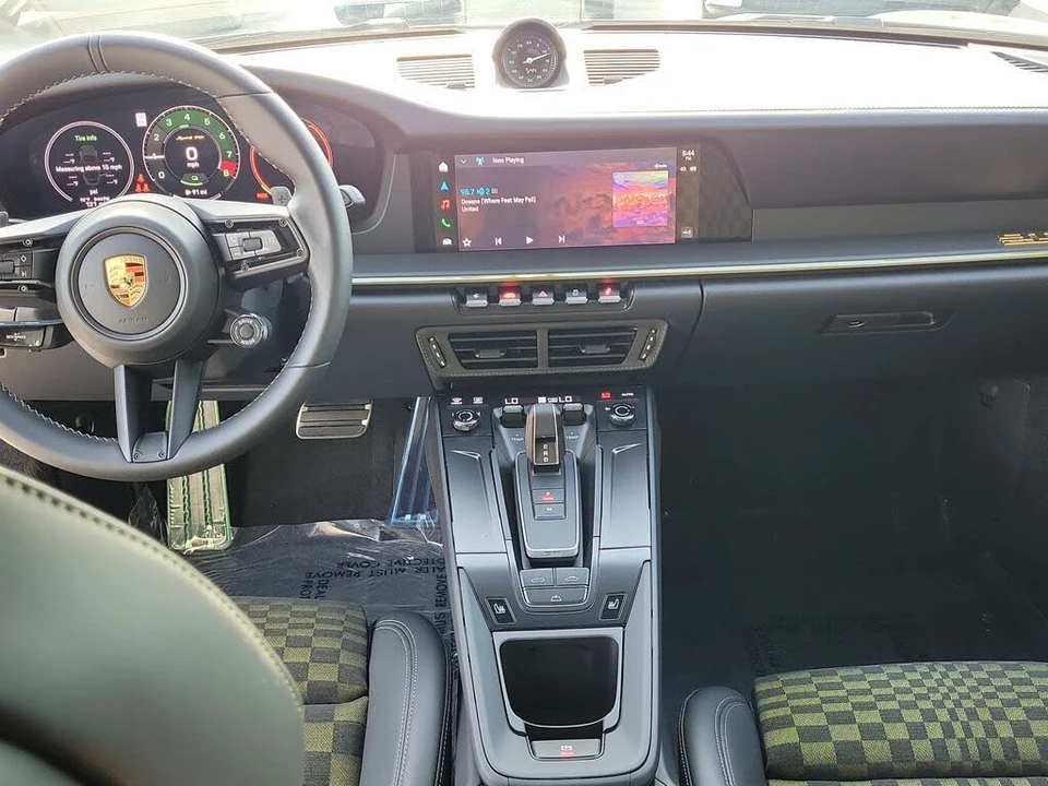 2026 Porsche 911 - Image 22 of 31