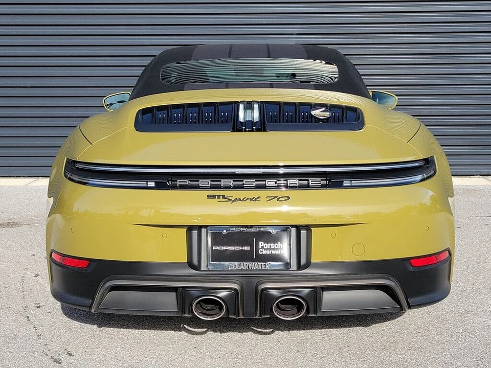 2026 Porsche 911 - Image 6 of 31