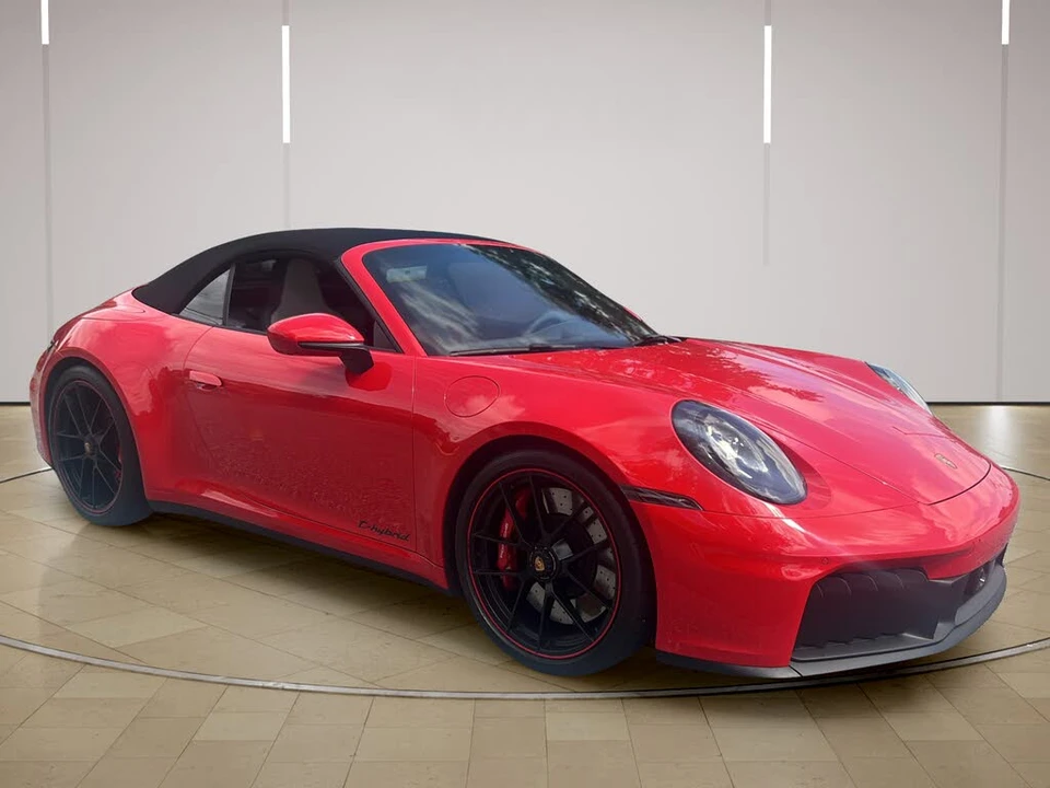 2026 Porsche 992 Carrera GTS - Image 10 of 31