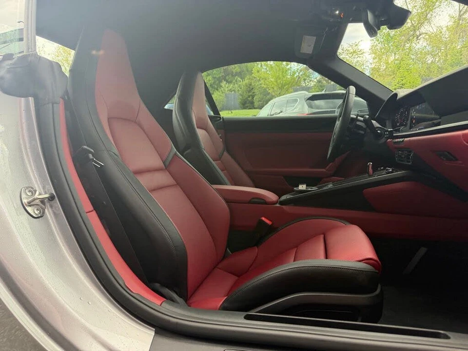 2026 Porsche 911 - Image 22 of 26