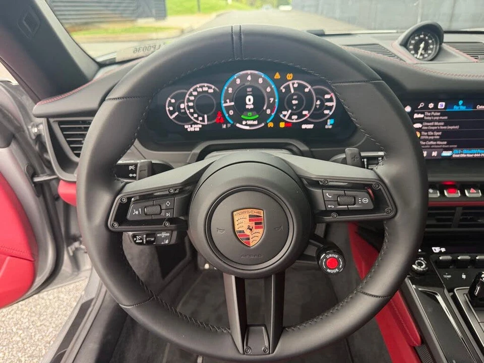 2026 Porsche 911 - Image 25 of 26