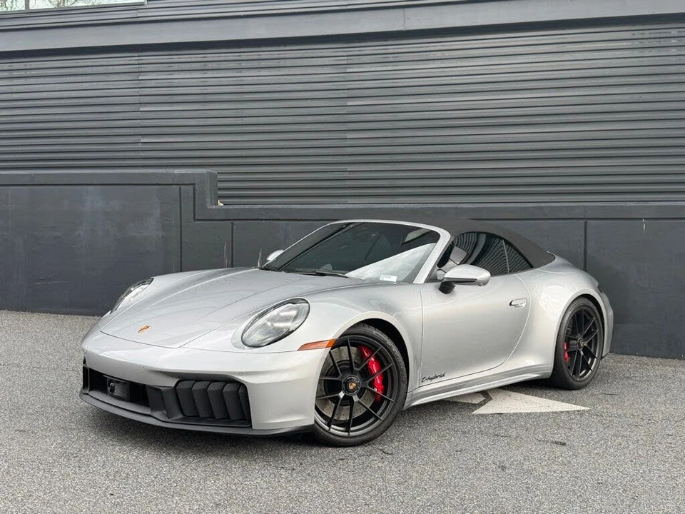2026 Porsche 911 - Image 6 of 26