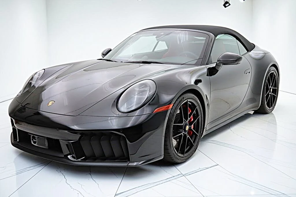 2026 Porsche 992 Carrera GTS - Image 21 of 31