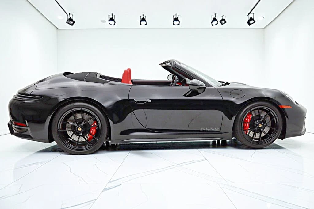 2026 Porsche 992 Carrera GTS - Image 15 of 31