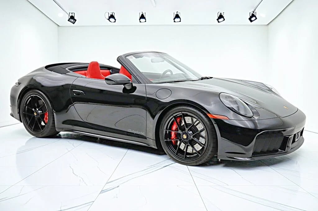 2026 Porsche 992 Carrera GTS - Image 16 of 31