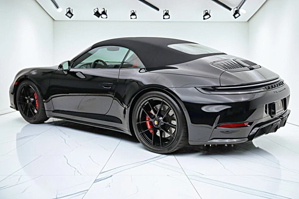 2026 Porsche 992 Carrera GTS - Image 23 of 31