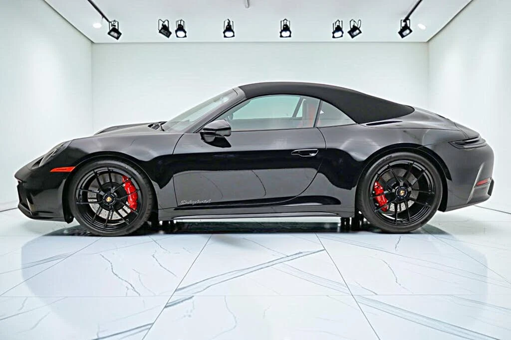 2026 Porsche 992 Carrera GTS - Image 22 of 31