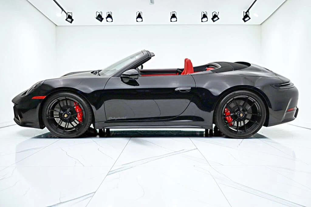 2026 Porsche 992 Carrera GTS - Image 3 of 31