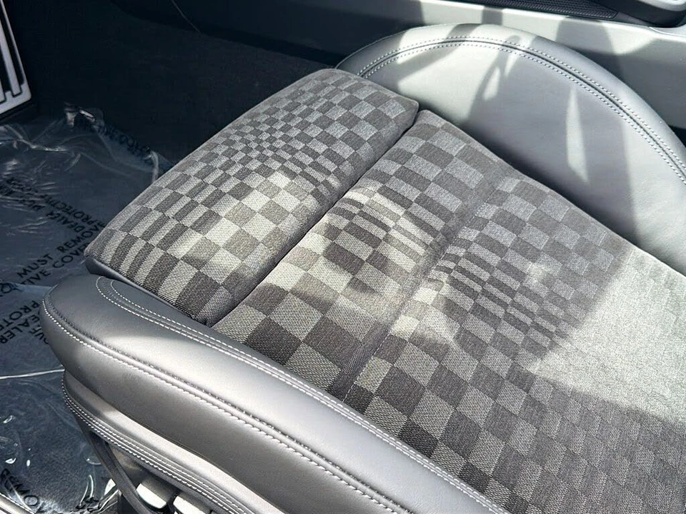 2026 Porsche 911 - Image 21 of 31