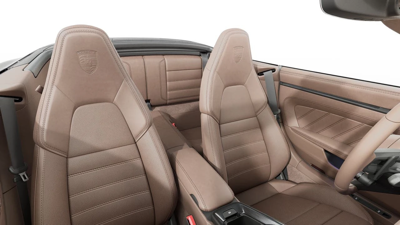 2026 Porsche 911 - Image 12 of 14